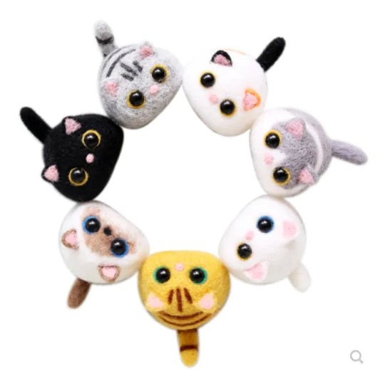 Handmade Wool Felt Cat Kit – DIY Craft for Beginners