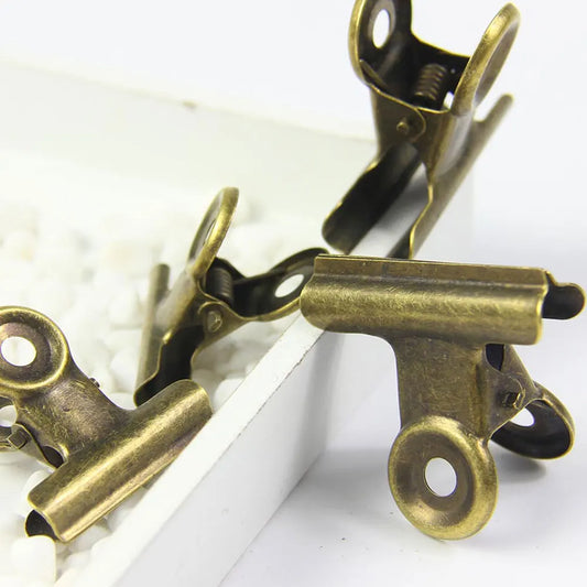 4-Piece Retro Metal Paper Clips for Office and Crafting Use