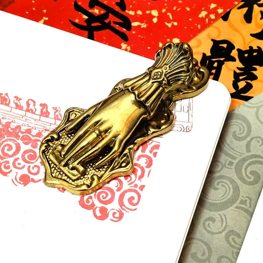 Gold-Colored Hand-Shaped Vintage Notebook Clip for Bookshelf Decor