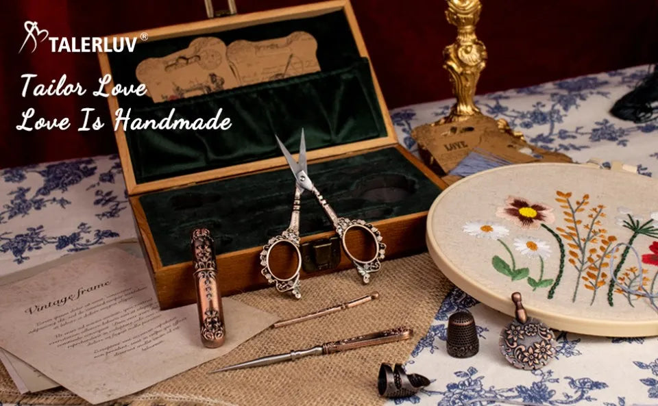 Vintage Sewing Kit – Embroidery Scissors, Threader & Needle Set